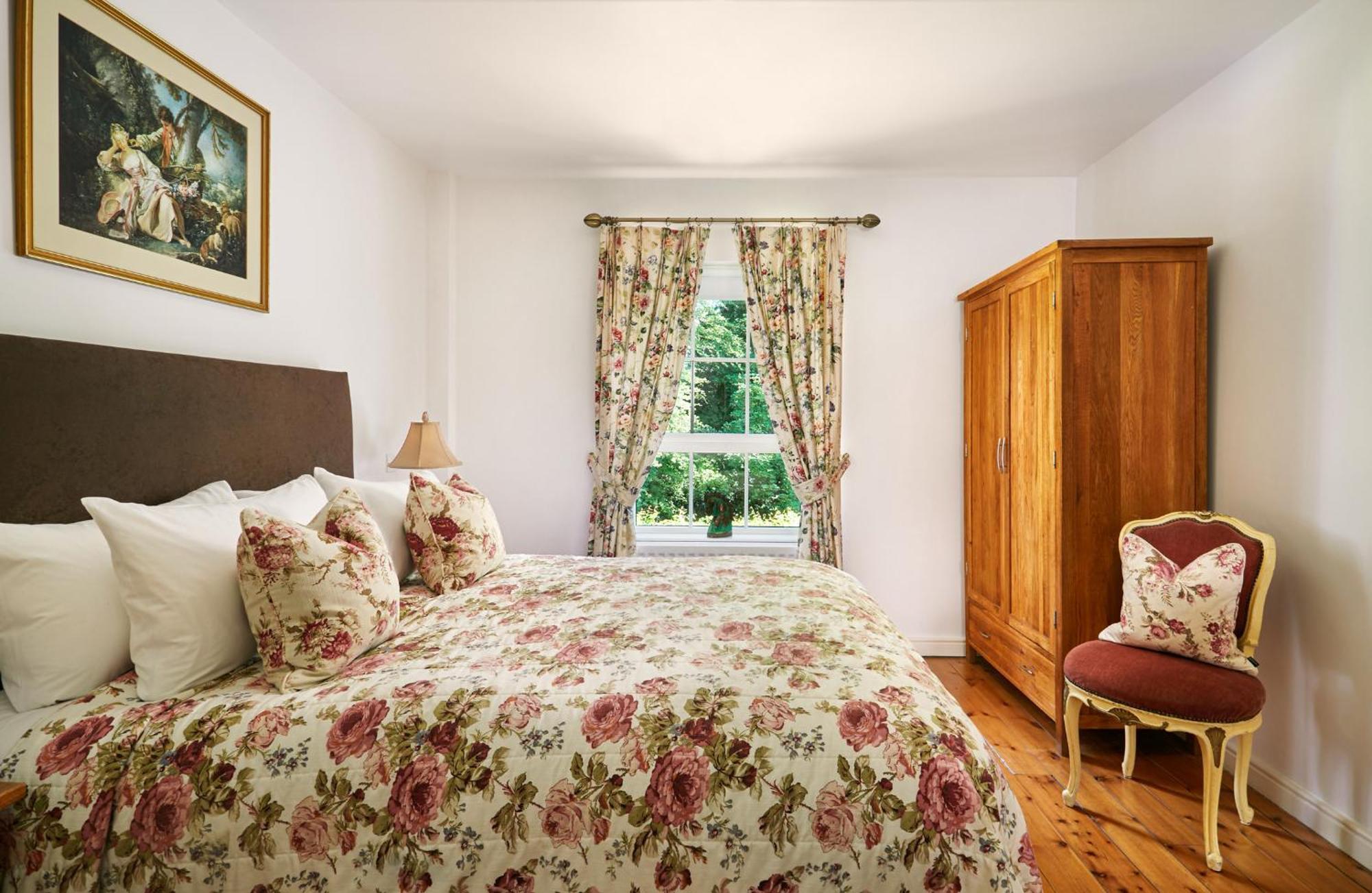 글라스로우 Old Stable Mews Castle Leslie 빌라 외부 사진